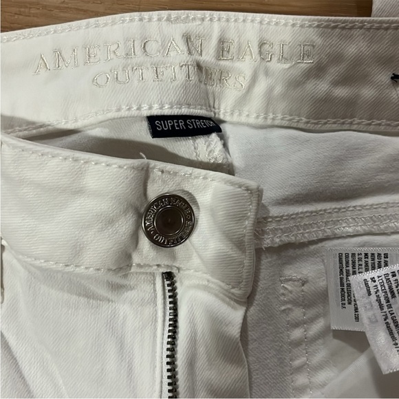 American Eagle Outfitters White Straight Leg Jeans - Picture 2 of 3